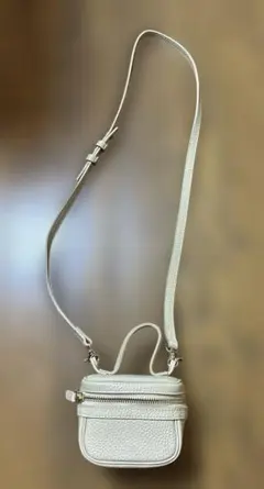 ch!iiibag chiiiibag micro vanity bagのサムネイル