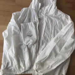 ユニクロ　ポケッタブルUVパーカー