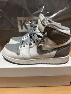 Nike Air Jordan 1 Retro High OG ホワイト/グレー