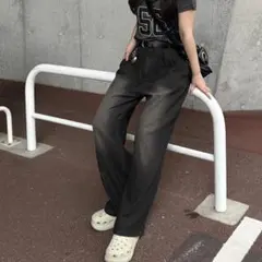【タグ付き】apres jour mignon ウォッシュ加工タックデニムのサムネイル