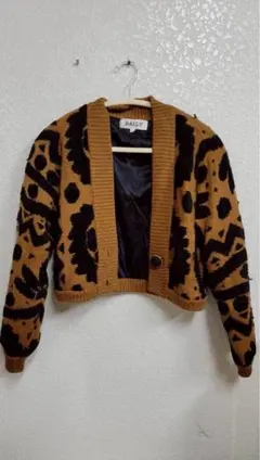 BALLY ショート丈カーディガン