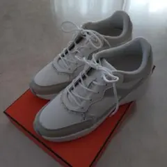 HIMICO　新品　厚底スニーカー　ホワイトグレーのサムネイル