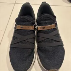 New Balance BEAYA ネイビー　スニーカー