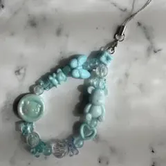 ビーズストラップ ♡ハンドメイド　水色　ライトブルー