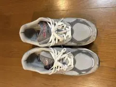 New Balance M990 v3 グレー スニーカー