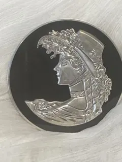 Item thumbnail for item ab5772f3-aaf8-4b3c-b08b-845573a25f38