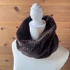 【84】 ブラウンパイナップルボア　スヌード　ハンドメイド