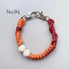 ハンドストラップ　スマホストラップ　パラコード　赤　オレンジ　夏　ハンドメイド
