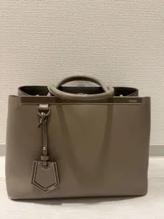 FENDI トートバッグ グレー レザーのサムネイル