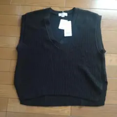 【未使用】ニットベスト　黒　BEAMS