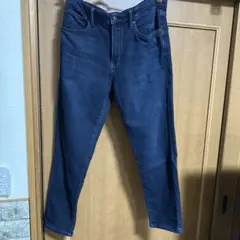 ユニクロ　ストレッチジーンズ