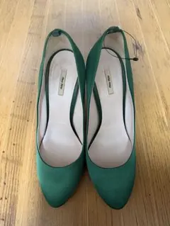 miumiu パンプス　37.5サイズのサムネイル