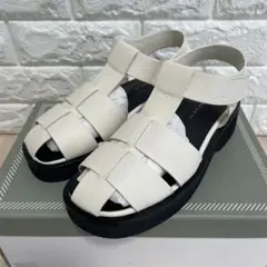 新品✨CHIAKI KATAGIRI 厚底 グルカサンダル アイボリー 23cm