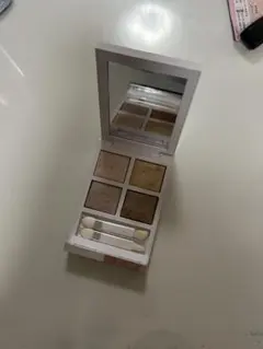 2025年最新】トムフォードビューティアイカラークォード002の