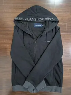 CALVIN KLEIN JEANS ブラックパーカー M　裏起毛