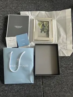 Vera Wang WEDGWOOD フォトフレーム 新品未使用　ウエッジウッドのサムネイル
