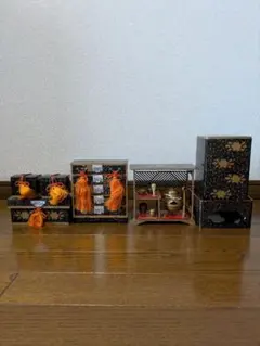 ひな祭り飾りセット 黒地金色花模様