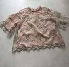 刺繍入りピンクシフォンブラウス 半袖