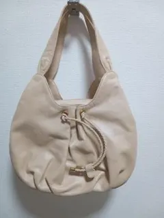 美品！キタムラKitamuraレザーハンドバッグ