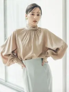Asami Nakamura×NOBLE】2WAYチョーカー風ネックブラウス - メルカリ