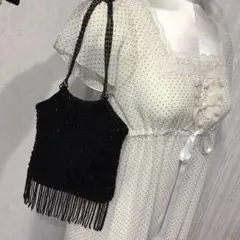 ストロベリー フィールズ 黒ビーズバッグ