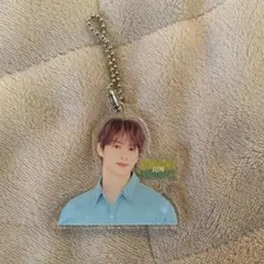 SEVENTEEN ジュン アクリルキーホルダー　セブチカフェ