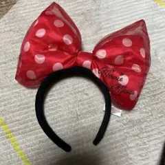 ミニーマウス 赤い水玉リボンカチューシャ
