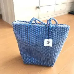 ＭＫ　青色プラスチック製かごバッグ