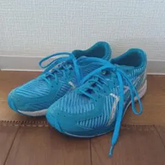 asics シューズ 23.5 陸上 水色