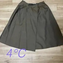 4℃ ヨンドシー フレアスカート ひざ丈 カーキ
