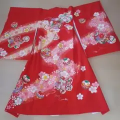 正絹　七歳お祝い着　長襦袢セット　赤　金彩　桜　鞠 正絹 七歳お祝い着 長襦袢セット 赤 金彩 桜 鞠 - メルカリ