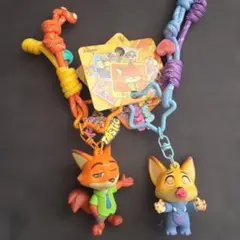 ディズニー　ズートピア ニック +フィニック キーホルダー ストラップ 2点