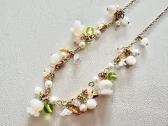 ピンクハウス すずらんのネックレス（箱付き）のサムネイル