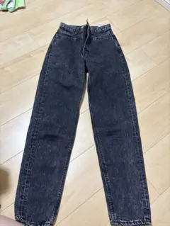 MOUSSY ダークグレー デニムパンツ 24