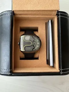 ほぼ未使用 ATOWAK アトワーク 自動巻き時計 WINDOWS PRO ほぼ未使用 ATOWAK アトワーク 自動巻き時計 WINDOWS PRO