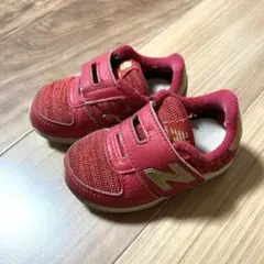 ニューバランス　限定色　13センチ　レッド✖️ゴールド