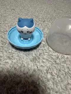 ちいかわ ハチワレ ジェムリーズ 台座付き
