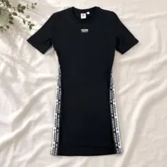 adidas タイトワンピースのサムネイル