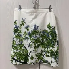 【未使用・美品】agnes b. アニエスベー 花柄スカート サイズ36のサムネイル