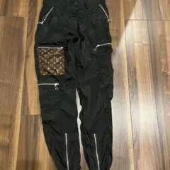 Item thumbnail for item 6eedf347-a02f-4f6f-acfe-efb855964ca3