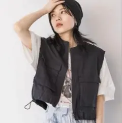 ジーナシス　ポケットショートベスト　美品　ブラック　JEANASIS