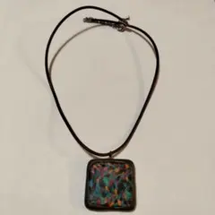 マルチカラー スクエアペンダント ネックレス ハンドメイド