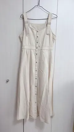 ジャンパースカート　アイボリー