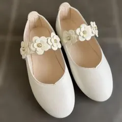 ホワイト フラワー装飾 フォーマルシューズ