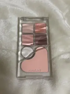 rom&nd Bare Layer Palette ロムアンド アイシャドウ