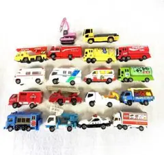 トミカ おまとめ 18台