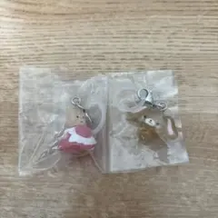 サンリオ　ゆるっとめじるしアクセサリー　マロンクリーム　くろうさ　ガチャガチャ