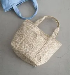 新品未使用　ローリーズファーム　ＬＦＢＡＳＩＣＴＯＴＥ　ベージュ