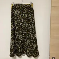 ジネス　ロングスカート