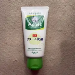 Acnes Cream Face Wash 洗顔料のサムネイル